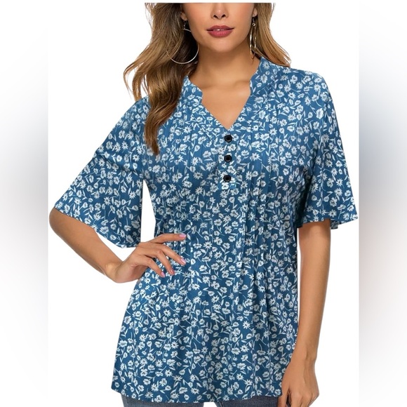 HOCOSIT Women's Floral Short Ruffle Sleeve Pleated V Neck Button Tunic Top 2X - Picture 2 of 14
